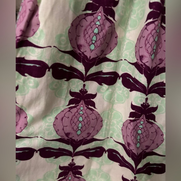 Minerva mixed print full dress  8 ( runs large ) - Picture 4 of 8